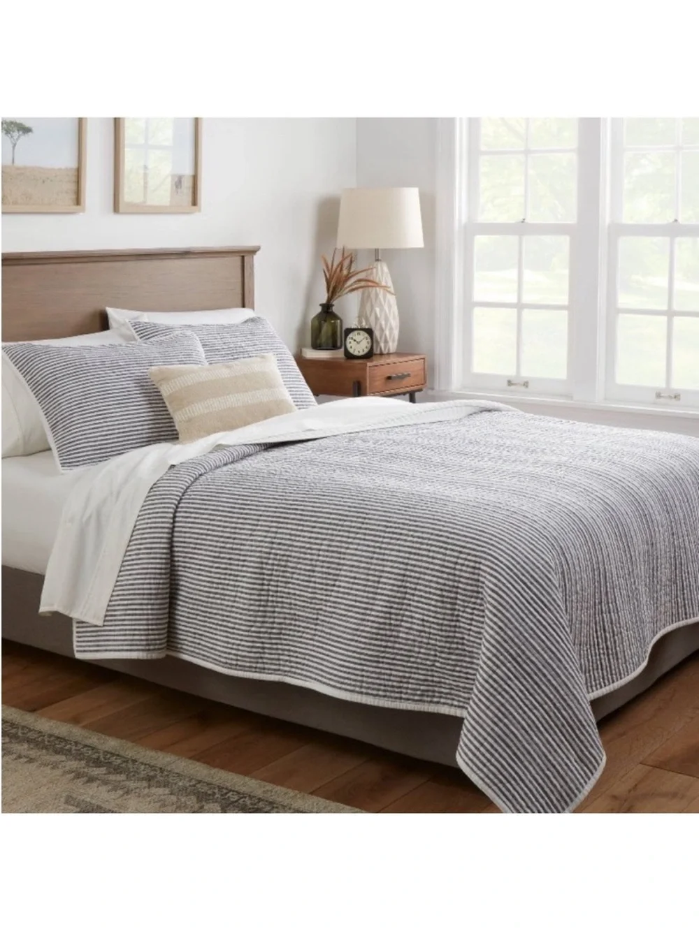 NWT Full/Queen Reversible Cotton Stripe Quilt Navy - Threshold